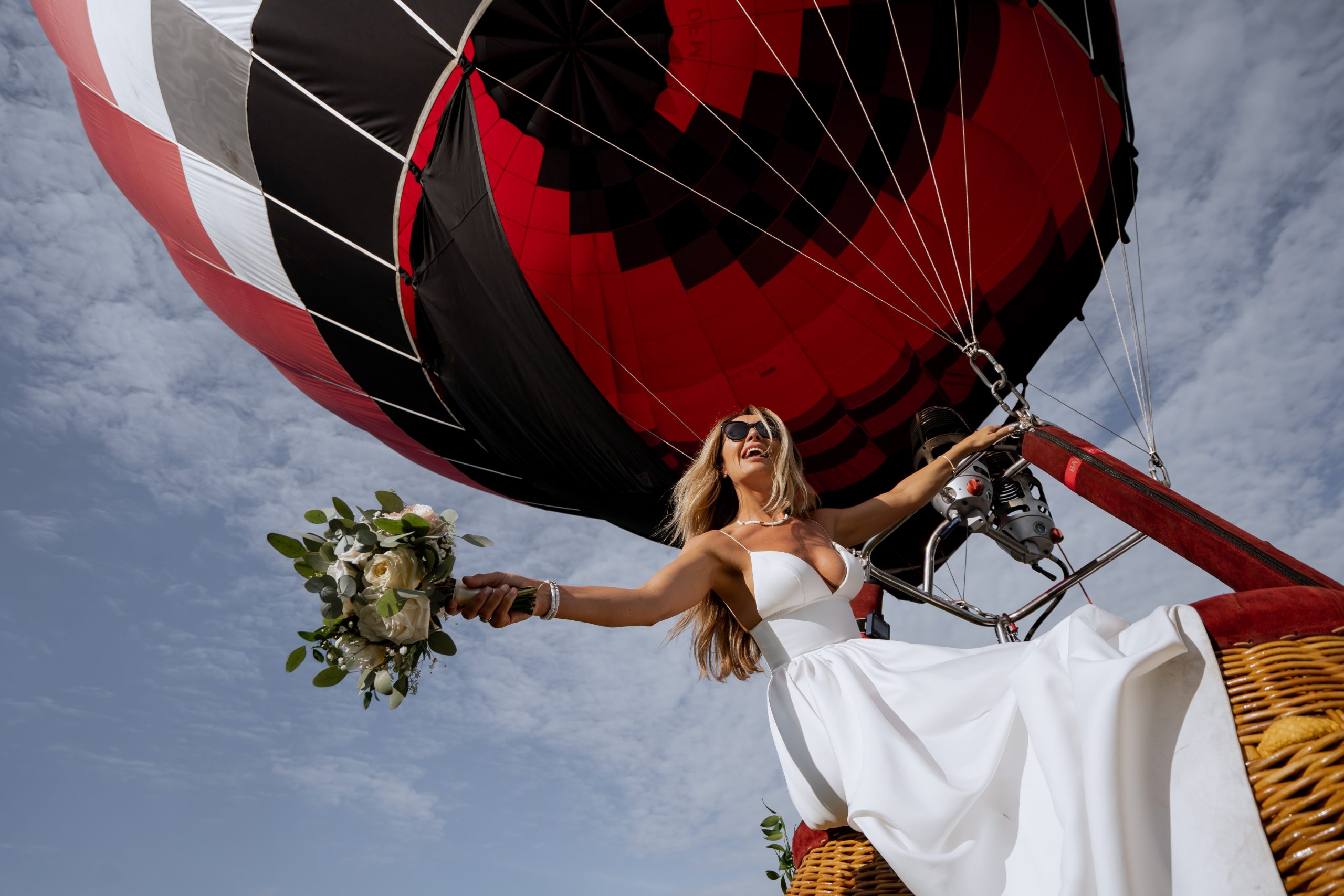 Kāzu lidojums gaisa balonā Latvijā